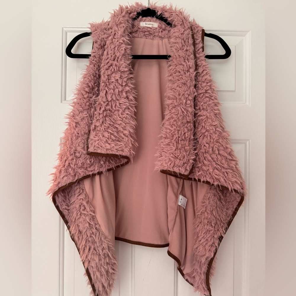 Wishlist Blush Fuzzy Vest - Picture 1 of 6